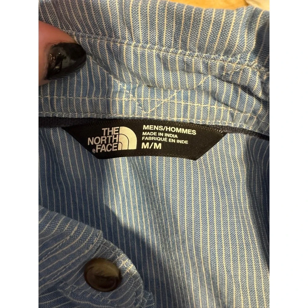 The North Face Mens Medium Blue‎ Striped Short Sleeve Button Down Shirt